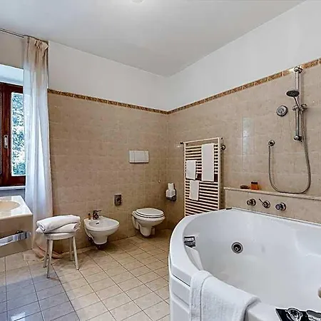 Relais La Fattoria ホテル