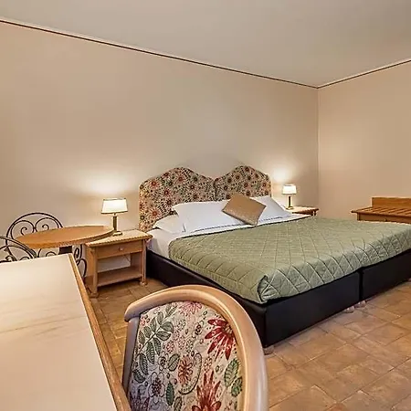 Relais La Fattoria 3*