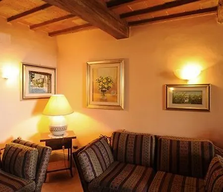 Hotel Relais La Fattoria 3*