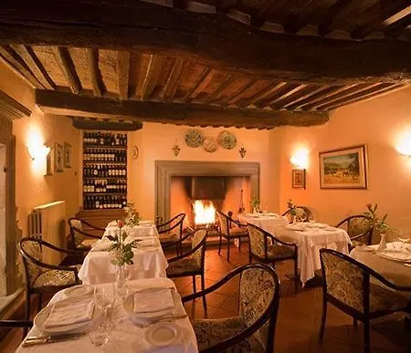 فندق Relais La Fattoria 3*