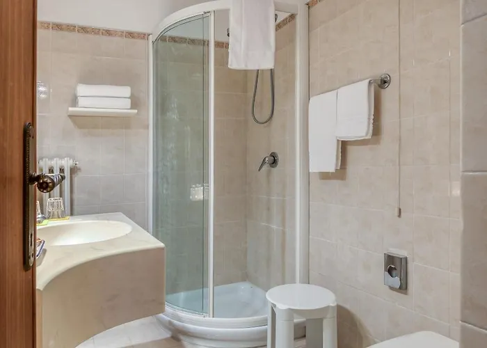 Relais La Fattoria 3* Кастель-Ригоне