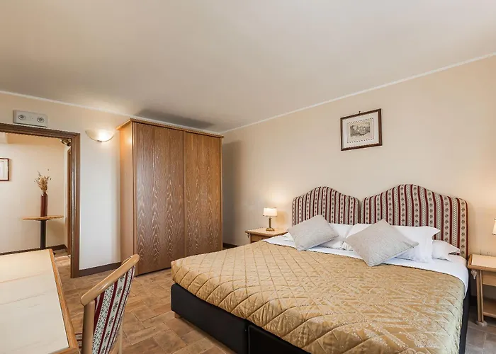 Отель Relais La Fattoria 3*