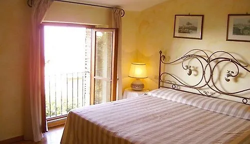 Relais La Fattoria 3*