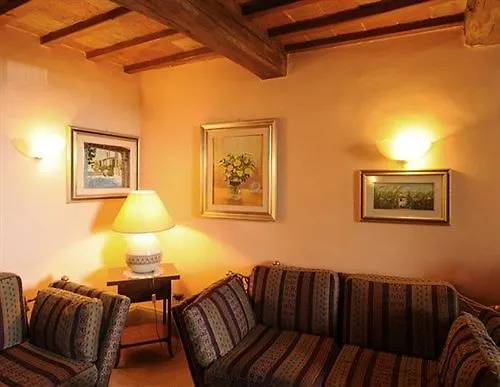 Hotel Relais La Fattoria 3*