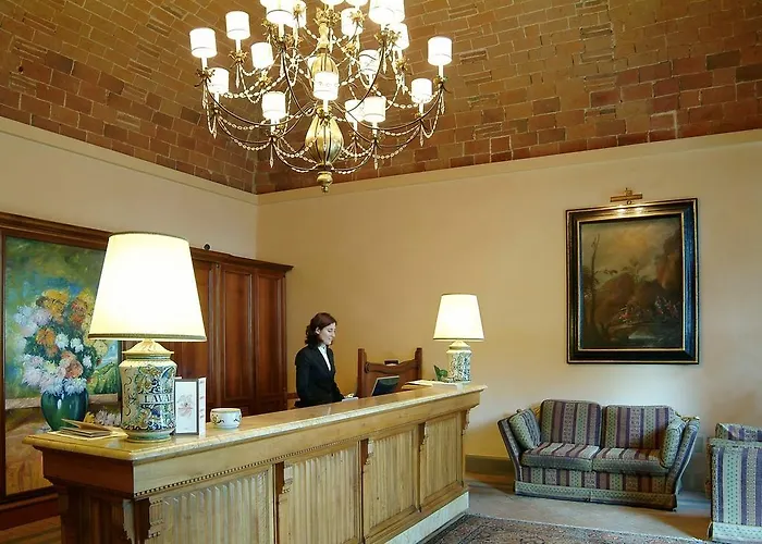 Отель Relais La Fattoria Кастель-Ригоне